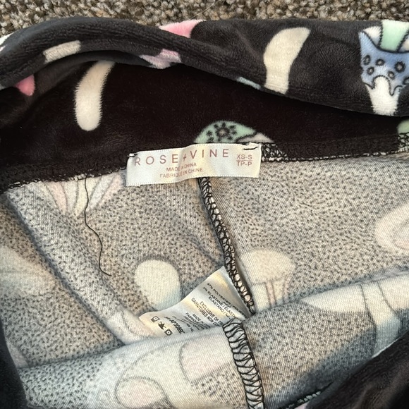 Super soft, psychedelic mushroom PJ lounge pants - Picture 3 of 4